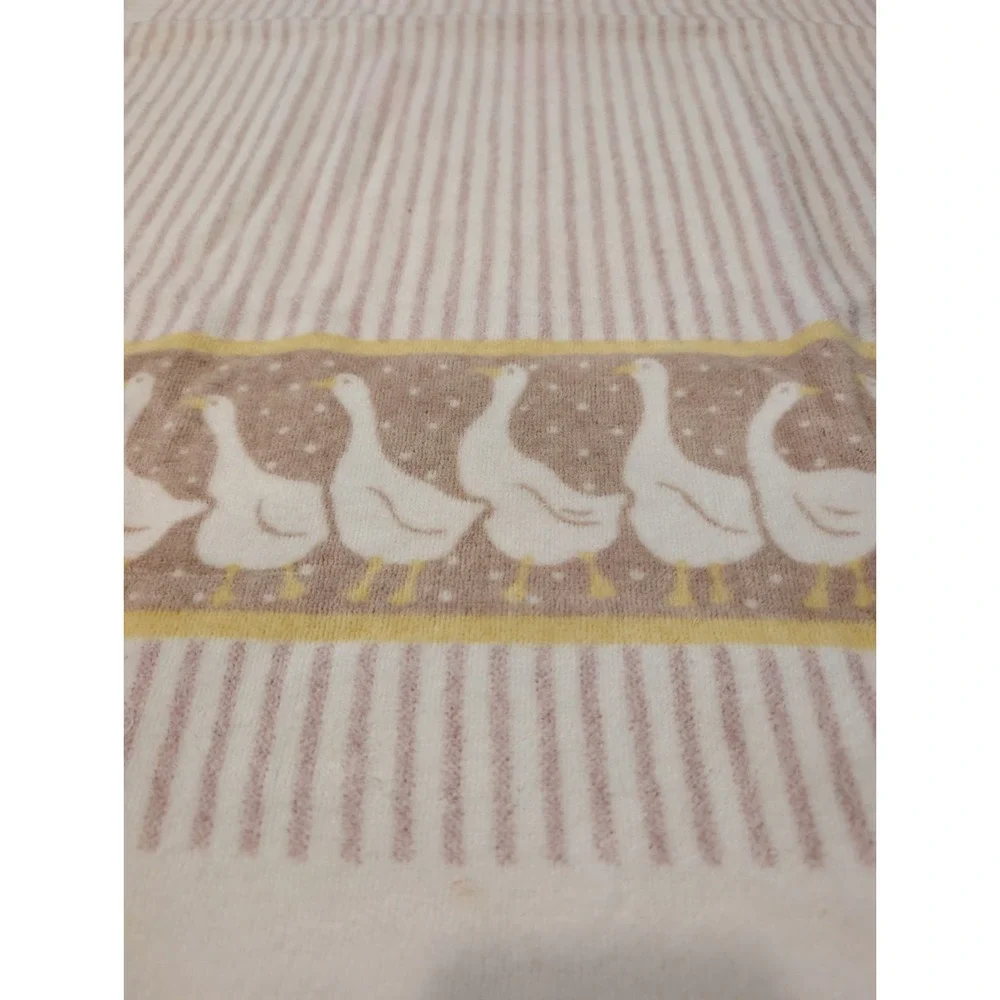 VTG Fieldcrest White Geese Brown Pink Yellow 3 Piece Bath Towel Set